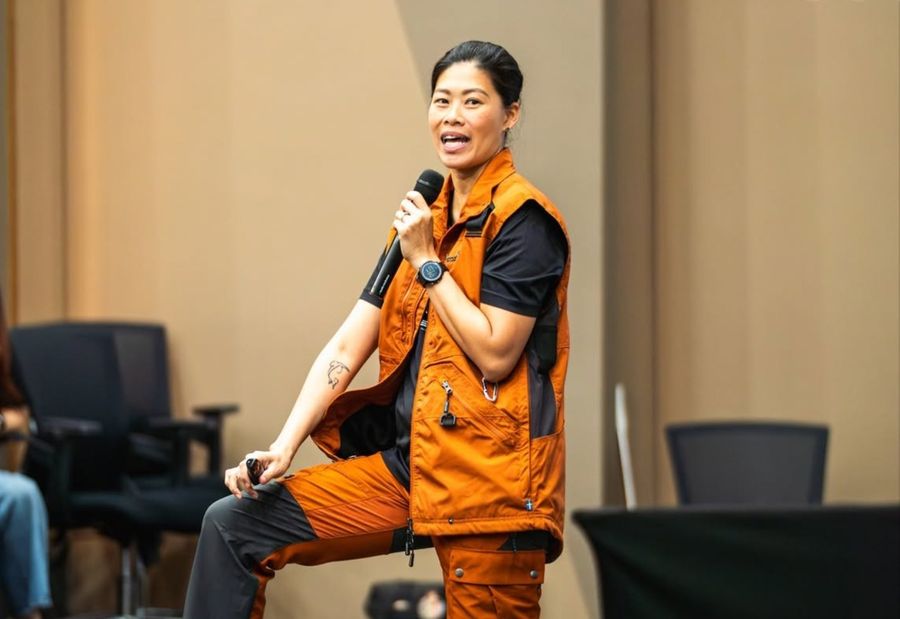 Natt Hamon speaking at a Khon Jai Ma event, from the @khonjaima account on X